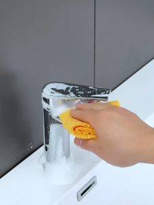 INWEJIA 白倍极·因唯家 Toilet Bathroom Cleaner Spray Lime Scale Remover Tile Cleaner 500ML