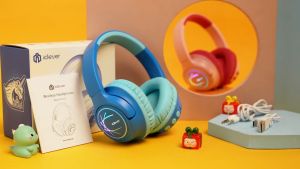 iClever BTH18 Kids Bluetooth Headphones with LED Lights BTH18 Safe Volume 74/85/94dBA 43H Playtime Stereo Sound USB-