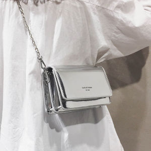 Fashionable Chain Strap Mini Square Bag Womens Crossbody Bag Spring Summer Versatile Student Bag Popular Ins Small Niche Bag