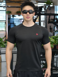 Sweat-wicking Stretchable Muscle-fit T-shirt