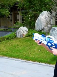 Đồ Chơi Vui Nhộn Súnɡ Phun Nước 2 Nòng Cỡ Lớn Sự Lựa Chọn Tuyệt Vời Cho Trẻ Em