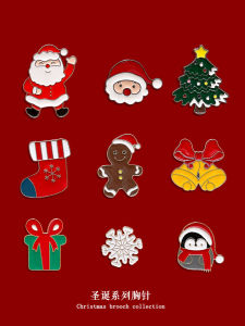 Elegant Christmas Cartoon Santa Claus Brooch Pin Fine Quality Deer Design Lapel Pin Womens Fashion Decorative Pin