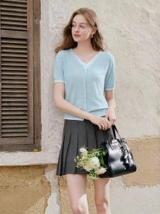 XIANGYING | V-neck Knit Short Sleeve T-shirt Female