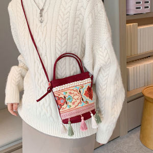 Bohemia Satchel Small Bucket Bag Female 2024 New Arrival Ethnic Style Bags Niche Style Fancy Knitted Messenger Bag