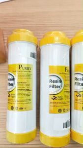 ไส้กรองเรซิ้น 10นิ้ว ใช้ทำหน้าทีดักจับ หินปูน ปรับความกระด้างของน้ำ ไส้กรอง ใช้กับ เครื่องกรองน้ำ ตู้น้ำหยอดเหรียญ สินค่าแนะนำ