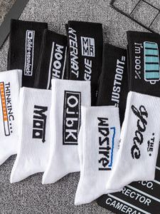 Black and White Letter Student Knee Socks K-style Trendy Easiest for Match Mens Socks Basketball Socks Sports Autumn and Winter Thin Knee Socks Socks