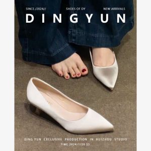 Champagne Color Satin High Heels Elegant Pointed Toe Comfortable Wedding Shoes Breathable Leather Inner for Young Women