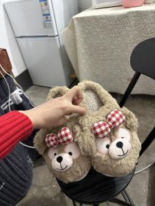 รองเท้าแตะผ้าฝ้าย Daffy Bear สำหรับผู้หญิง ฤดูใบไม้ร่วง/ฤดูหนาว รองเท้าแตะบ้านหนา นุ่ม สวมใส่สบาย รองเท้าแตะบ้านสำหรับผู้หญิง รองเท้าแตะบ้านสุดเก๋