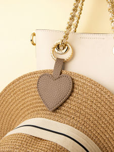 กิ๊บติดหมวกแบบดูดซับแม่เหล็กพกพาสะดวกสำหรับการเดินทาง กิ๊บติดหมวกกันแดด กิ๊บติดกระเป๋าเป้ หัวเข็มขัดสำหรับจับหมวก จับหมวก