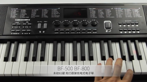 KAWES 61 Keys Purple Piano Keyboard for Beginner Electric Keyboard Piano Portable Music Keyboard  for Kids Boy Girl