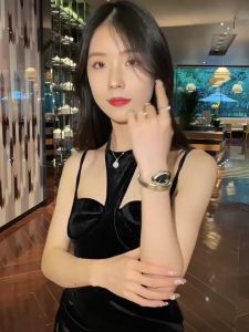 Đồng hồ nữ đeo tay thời trang hình Rắn Thạch Anh Quartz đẹp và sang chảnh