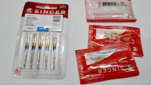 ORIGINAL JARUM EMAS SINGER 2045 / SINGER GOLD NEEDLE / SINGER YELLOW NEEDLE / Sewing Machine Parts & Accessories (READY STOCK)