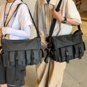 MENSPE กระเป๋าสะพายไหล่ผู้ชายถุงส่งสารกันน้ำกระเป๋าเดินทางธุรกิจกระเป๋าเดินทางขนาดใหญ่ข้ามร่างกายน้ำหนักเบากระเป๋าลำลองสบาย ๆ แฟชั่นกีฬาพักผ่อนกระเป๋าถนนสำหรับนักศึกษาวิทยาลัย