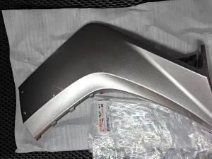 Cánh bửng màu bạc Exciter 135 2005-2010 hàng zin chính hãng yamaha Vĩnh Phúc Cho AE Dọn Xe bị té bể tông đụng đủ các màu