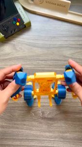 Giá đỡ điện thoại máy chơi game dạng robot decor góc làm việc giải trí thêm sinh động - PLAYTEK p42