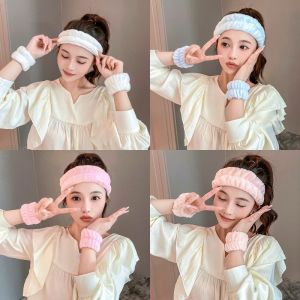 C.three Face Wash Wrist Band 11-18cm Coral Fleece Absorbent Sweat Waterproof Hand Towel