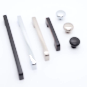 【COD+IN STOCK】 Kitchen Door Hardware Furniture Drawer Knob Zinc Alloy Wardrobe Pulls Cabinet Handles