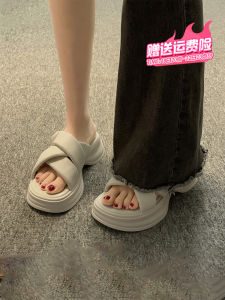 แฟชั่นฤดูร้อน Uamton Slippers สำหรับผู้หญิง ฤดูร้อนอ่อนใหม่แบบกล้อยางสำหรับการเดินไปข้างหน้าเตารุนแรง