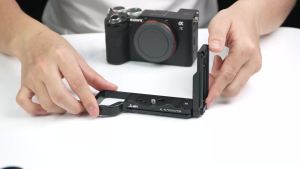 FOTGA L Shape Bracket: Ultimate Quick Release Stabilizer for Sony A7C2 & A7CR Cameras
