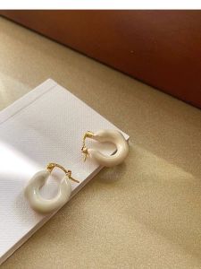 ต่างหูรูปตัว U สีแดงสไตล์ฝรั่งเศสย้อนยุค TiamoYt เครื่องประดับแฟชั่นสำหรับผู้หญิง เครื่องประดับหูแบบอเนกประสงค์สำหรับปีใหม่