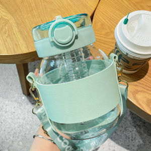 แก้วน้ำทรงกลมความจุขนาดใหญ่พร้อมกรองน้ำและสูบดูดสำหรับผู้หญิง แก้วน้ำใสแบบดูดซับความร้อนได้