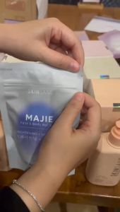 Sabun Skinsane SR12 Mencerahkan Melembabkan Mengatasi Jerawat & Flek Hitam Face & Body Bar Soap Best Seller