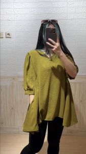 4870 Aura Flare Blouse V Neck Airflow