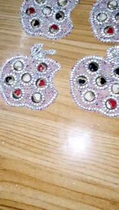 Hình ủi nhiệt lên áo trang trí