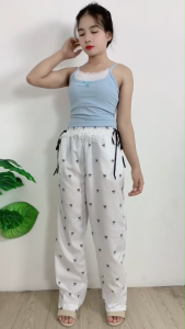 ชุดเซ็ตผู้หญิงแฟชั่นลุคหวาน ลูกไม้ผสมโบว์ ดีไซน์เก๋ สวยเรียบร้อย เหมาะกับหลายโอกาส