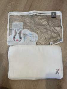 Airy หมอนระบายอากาศ สำหรับเด็ก 6 เดือนขึ้นไป ขนาด 23*40*3 cm. หมอนใยไผ่