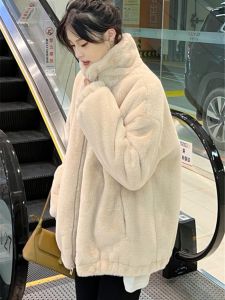 Young Womens Lamb Fur Coat Short Thickened Autumn Winter New Style Simulation Otter Rabbit Fur Velvet Jacket Zipper Style