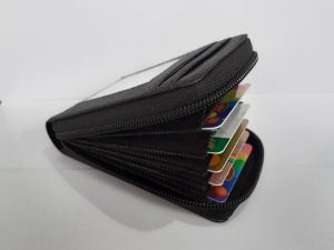 dompet kartu atm