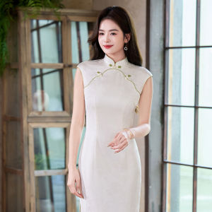Sleeveless Chinese Style Cheongsam Dress