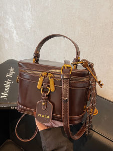 Retro Fashionable Bucket Bag Casual Crossbody Handheld Shoulder Bag Polyester Lining No Partition Zipper Closure Soft PU Leather