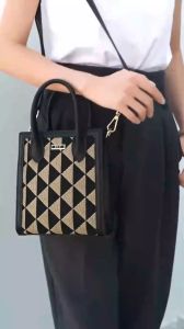 En-ji Daesoo Slingbag