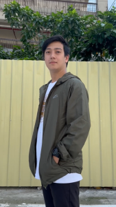 Manjaru Lightweight Waterproof Windbreaker Jacket | All-Weather Windproof Outdoor Collection