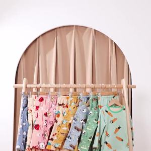 เด็กอบอุ่นชุดชั้นในเสื้อผ้าเด็กขนแกะหนาสูทเด็กฤดูใบไม้ร่วงกางเกงฤดูใบไม้ร่วงหญิงฤดูหนาวด้านล่างสองชิ้น