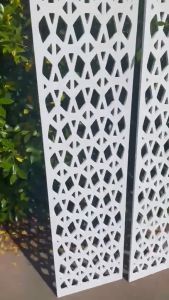 IRONSERVICE : พลาสวูดลายฉลุ : " ฉากกั้น กั้นรั้ว กั้นห้อง กั้นระเบียง หุ้มอาคาร สำหรับตกแต่งบ้าน