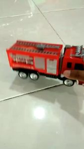 Mainan Mobil Pemadam 777 86 Rescue Team Ada Lampu Dan Suara | Mainan Fire Truck Pemadam Kebakaran Bump And Go | Mainan Truck Pemadam Kebakaran Menggunakan Baterai Murah Ukuran Sedang Murah Dan Berkualitas