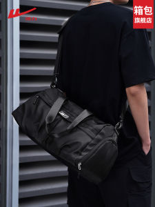 Mens Large Capacity Sports Fitness Bag Travel Handheld Lightweight Travel Luggage Bag Short Trip Business Trip Bag