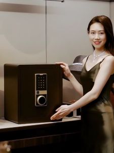 Két Sắt Điện Tử Thông Minh Khóa Vân Tay Và Mật Khẩu An Toàn Bảo Mật Chống Cháy Nổ Kích Thước 45x38x33cm