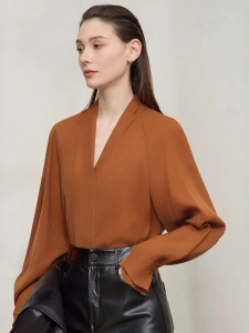 AMII | Elegant V-neck Insert Sleeve Chiffon Blouse