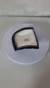 ไฟเลี้ยวมุม ไฟมุม ISUZU TFR ปี 97 ทั้งดวงมีหลอดไฟ ยี่ห้อตราเพชร DIAMOND ISUZU TFR