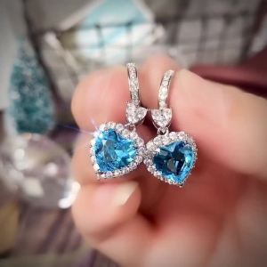 Huitan Elegant Ladys Dangle Earrings for Party Blue/Red Cubic Zirconia Heart Love Earrings Good Quality Womens Fashion Jewelry