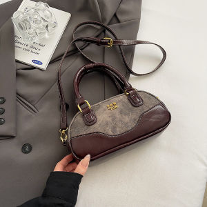 กระเป๋าสะพายข้างผู้หญิงสีบล็อก 2024 กระเป๋าสะพายข้างทรงกลมสำหรับฤดูใบไม้ร่วงและฤดูหนาว กระเป๋าถือแบบสะพายไหล่ข้างเดียว