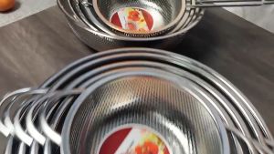 Colander Keluli Tahan Karat/ Basuh Sayuran / Bakul Bulat dengan pemegang