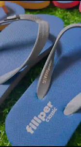 Sandal Jepit Anak: Pilihan Nyaman & Tahan Lama\\n\\n Apa Itu Sandal Fillper?\\nSandal Fillper adalah salah satu jenis sandal jepit anak yang populer di kalangan orang tua. Dikenal dengan kenyamanannya dan daya tahannya, sandal Fillper menjadi pilihan utama bagi banyak orang tua yang mencari sandal anak yang aman dan tahan lama. \\n\\n Keunggulan Sandal Fillper\\nBeberapa keunggulan utama dari sandal Fillper antara lain:\\n- Kualitas bahan yang baik dan tahan lama\\n- Desain yang nyaman untuk digunakan oleh anak-anak\\n- Tersedia dalam berbagai ukuran dan warna\\n\\n Model Sandal Fillper\\nSandal Fillper tersedia dalam berbagai model yang menarik, seperti:\\n- Model anak laki-laki\\n- Model anak perempuan\\n- Model unisex\\n\\n Sandal Anak Usia 3-10 Tahun\\nUntuk anak usia 3-10 tahun, ada beberapa jenis sandal jepit anak yang dapat menjadi pilihan, seperti sandal Fillper.\\n\\n Sandal Jepit Anak Terbaik\\nBeberapa sandal jepit anak terbaik antara lain:\\n- Sandal Fillper\\n- Sandal anak nyaman dan tahan lama\\n\\n Sandal Anak Nyaman & Tahan Lama\\nSandal anak yang nyaman dan tahan lama sangat penting bagi anak-anak yang aktif bermain. Beberapa jenis sandal anak yang nyaman dan tahan lama antara lain:\\n- Sandal Fillper\\n- Sandal anak usia 3-10 tahun\\n\\n Sandal Anak Viral\\nSandal anak viral adalah sandal anak yang populer dan banyak dicari oleh orang tua.\\n\\n Tips Memilih Sandal Anak Viral\\nBeberapa tips memilih sandal anak viral antara lain:\\n- Cek kualitas bahan\\n- Perhatikan desain dan model\\n- Cek ukuran dan warna\\n\\n Rekomendasi Sandal Anak Viral\\nBeberapa rekomendasi sandal anak viral antara lain:\\n- Sandal Fillper\\n- Sandal anak usia 3-10 tahun\\n\\n Tips Memilih Sandal Jepit Anak\\nMemilih sandal jepit anak yang tepat sangat penting bagi kenyamanan dan keamanan anak.\\n\\n Faktor Penting Saat Memilih Sandal Jepit Anak\\nBeberapa faktor penting saat memilih sandal jepit anak antara lain:\\n- Kualitas bahan\\n- Desain dan model\\n- Ukuran dan warna\\n\\n Rekomendasi Sandal Jepit Anak Terbaik\\nBeberapa rekomendasi sandal jepit anak terbaik antara lain:\\n- Sandal Fillper\\n- Sandal anak nyaman dan tahan lama\