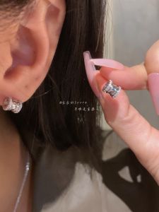 Delicate Small Waist Stud Earrings for Women Ear Cuff Jewelry Premium Feeling New 2024 Lightweight Luxury Trendsetter