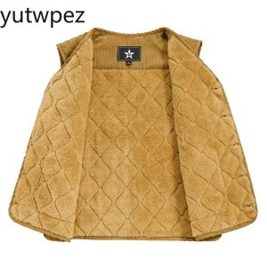 6XL Corduroy Outdoor Hiking Sports Running Padded Warm Vest Mens Diamond Check Shoulder Undershirt Workwear Jackets Large Size