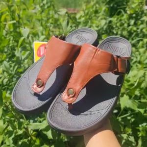 Fitflop Flip Men รองเท้าแตะหนีบผู้ชายสีสวยๆมาไหม่ๆ, รูปแบบสีของหนีบเป็นเป็นผ้ายีนส์ กำลังฮิต ใส่สวยสบายมากๆ